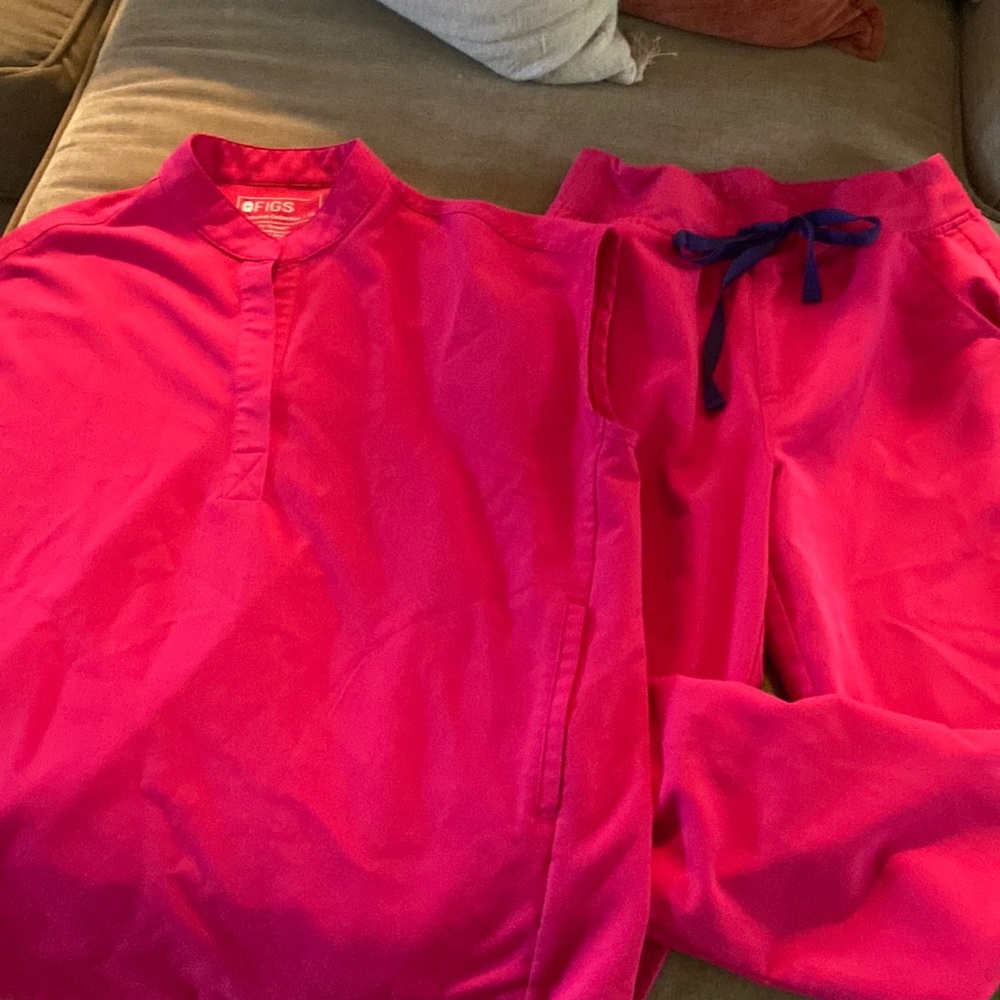 Euc set of figs scrubs